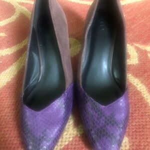 LOGO lori goldstein shoes